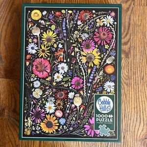 Cobb Hill  Floral 1000 Piece Puzzle, excellent condition